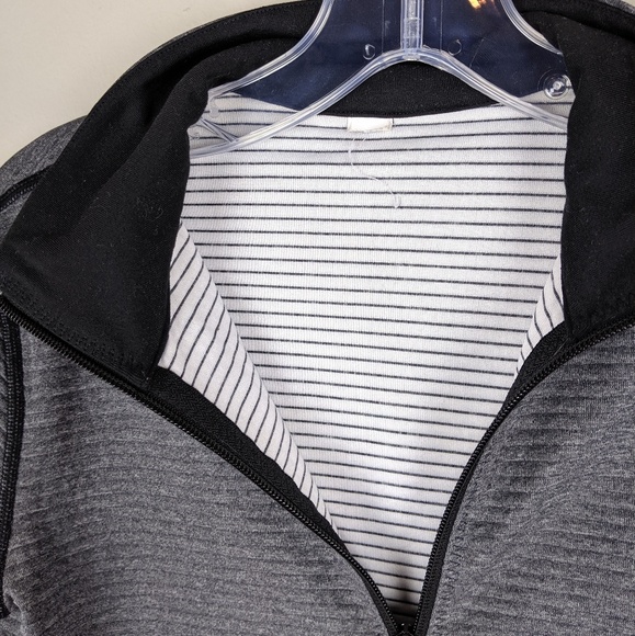 adidas | Gray Black Running Jacket - H11 - Picture 3 of 6